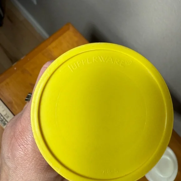 Vintage Tupperware Condiment Holders - Picture 4 of 4